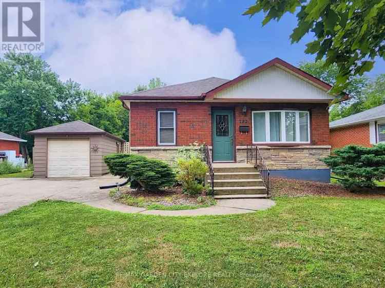 Charming 3 2 Brick Bungalow Near Brock U and Niagara College