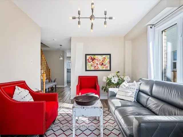 Modern 3-Bedroom Townhome Near Ardagh Bluff Park