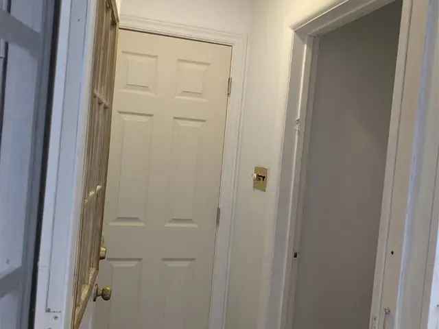 Spacious 2-Bedroom Basement Apartment with Private Laundry