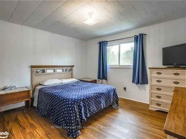 House For Sale in Tiny, Ontario