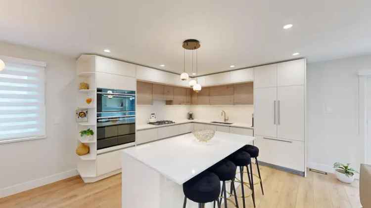 916 Montroyal Boulevard Canyon Heights NV House for Sale