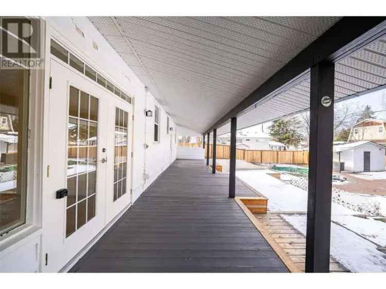 RE/MAX Vernon