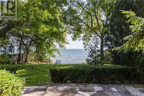 House for Sale in Old Oakville with Waterfront Views and Privacy