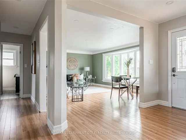 Lovely Well Kept Home In Secord Woods St Catharines