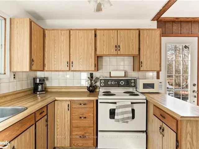 House For Sale in Kawartha Lakes, Ontario