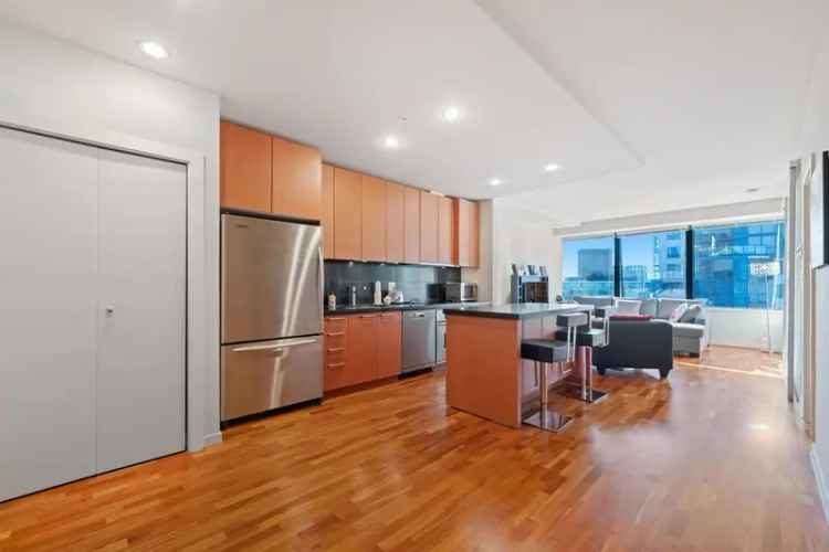 Coal Harbour Penthouse Condo for Sale The Qube Vancouver