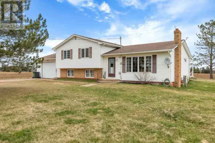 3-Bedroom 2-Bath Home on 1.01 Acres in Ellerslie PEI