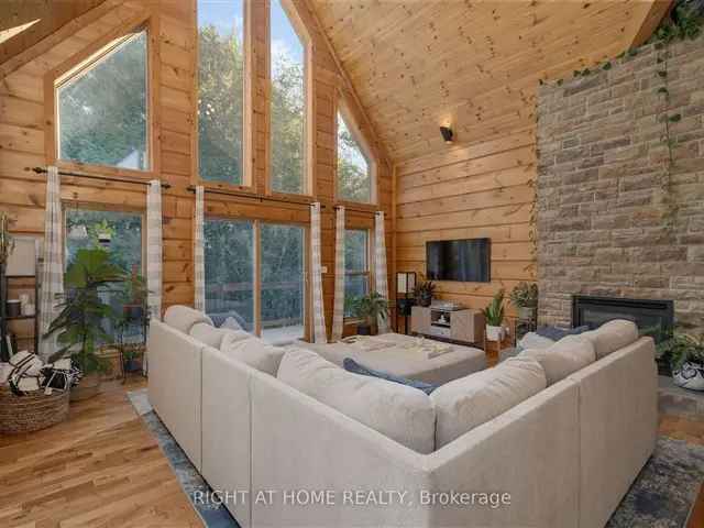 House For Sale in 17, Bridle Path, Oro-Medonte, Ontario