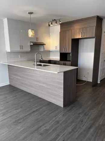 Apartment For Rent in Laval (administrative region), Quebec