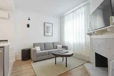 1 Room 58 m² Apartment Montreal Mayfair Style