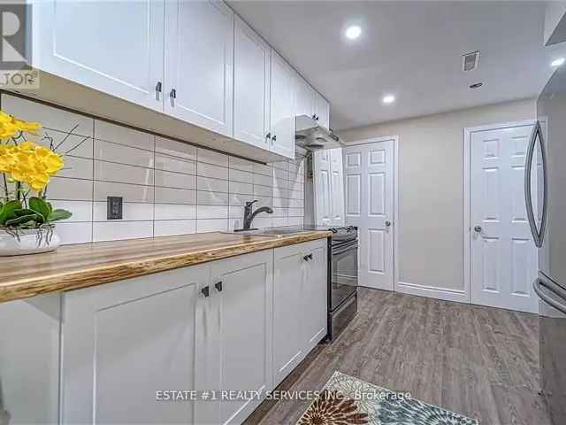 House For Sale in Brampton, Ontario