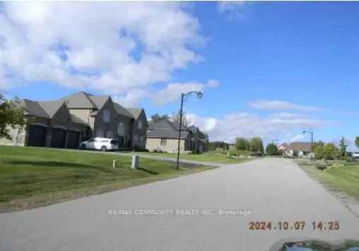 House For Sale in Uxbridge, Ontario