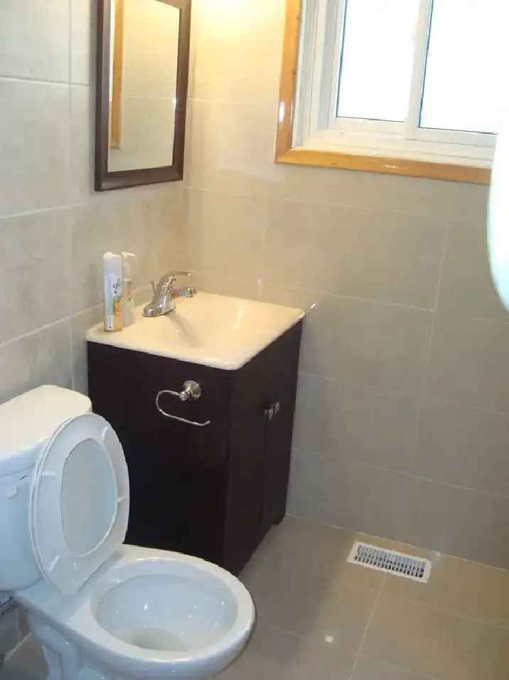 Shared Room near UTSC Centennial College Scarborough