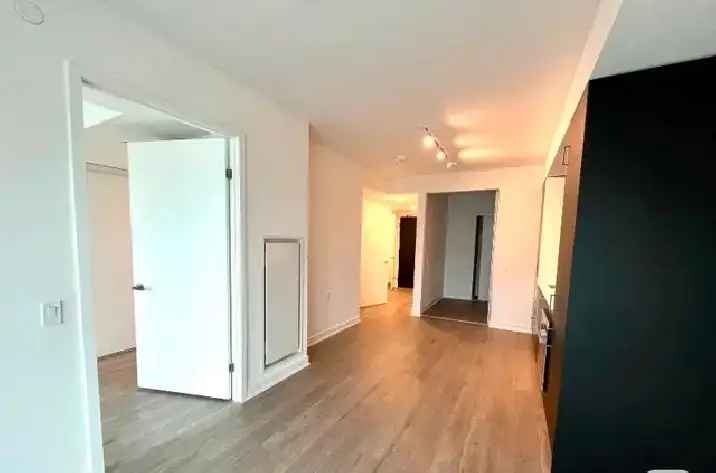 Rent Two Bedrooms Downtown Toronto with Lake View