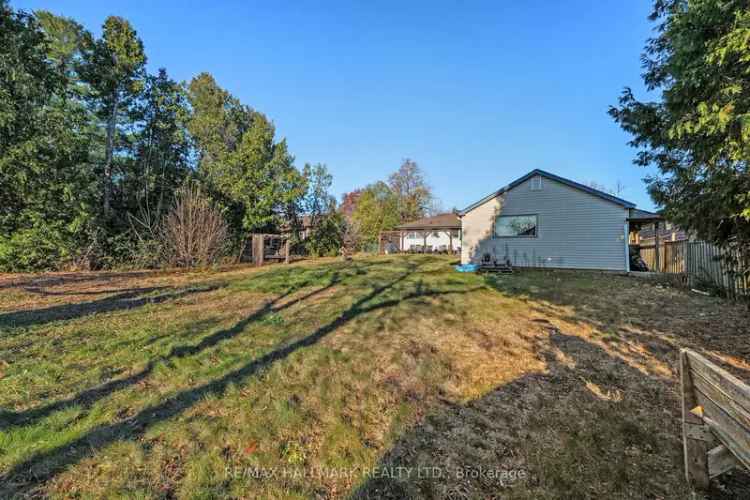 3+1 Bedroom Detached Bungalow in Pickering