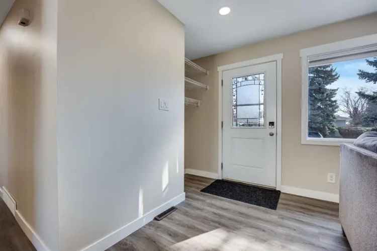 House For Sale , Calgary, Alberta