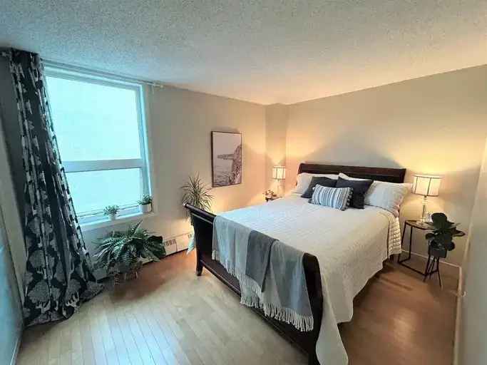 10175 114 Street Northwest -  in Edmonton