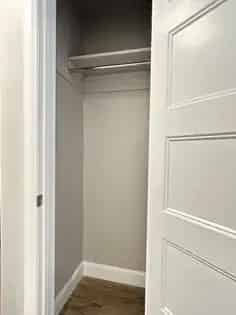 All Inclusive Furnished Studio Near Mont Royal Metro