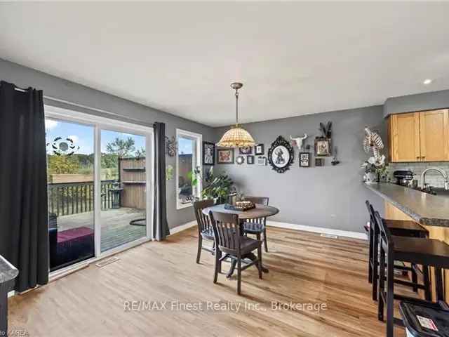 House For Sale in Greater Napanee, Ontario