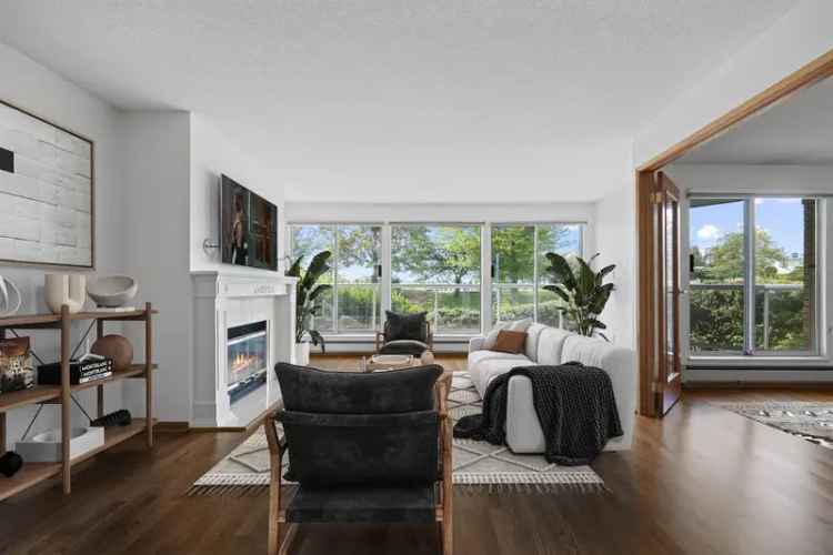 1102 33 CHESTERFIELD Place in North Vancouver: Lower Lonsdale Condo for sale in “Harbourview Park” : MLS®# R2925936