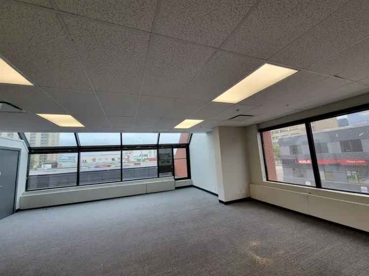 Office For Sale in Redcliff, Alberta