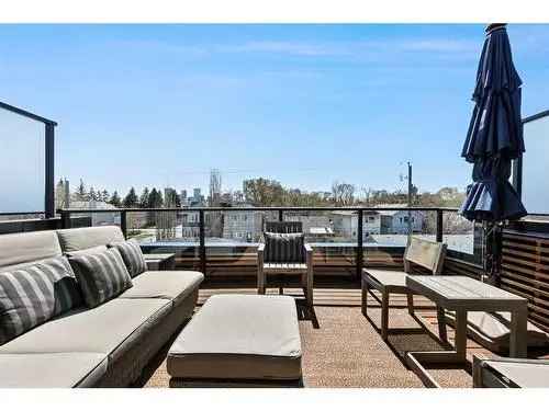 Luxury Custom Home in Mount Pleasant Calgary