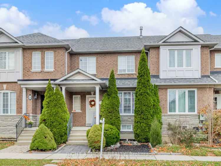 Spacious 3 Bed 4 Bath Townhome in Sonoma Heights Vaughan