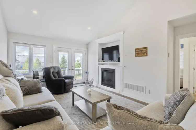 Wasaga Beach Retirement Bungalow: 2 Beds, 2 Baths, Upscale Finishes
