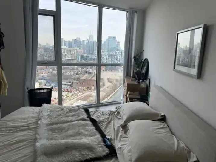 1 Bedroom Condo Toronto 1 Bath Parking City Views