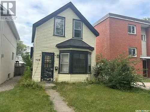 House For Sale In City Park, Saskatoon, Saskatchewan