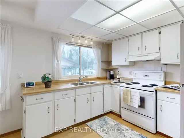 3Br Detached Home Near Gage Park and Go Station