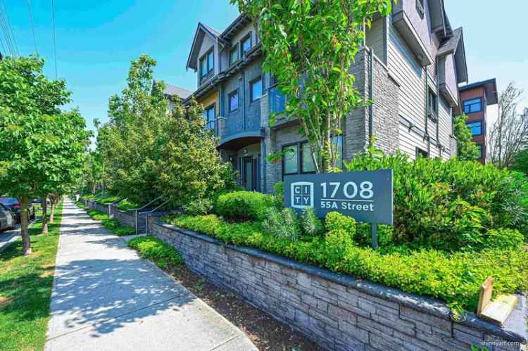 A $888,000.00 Townhouse with 3 bedrooms in Cliff Drive, Tsawwassen