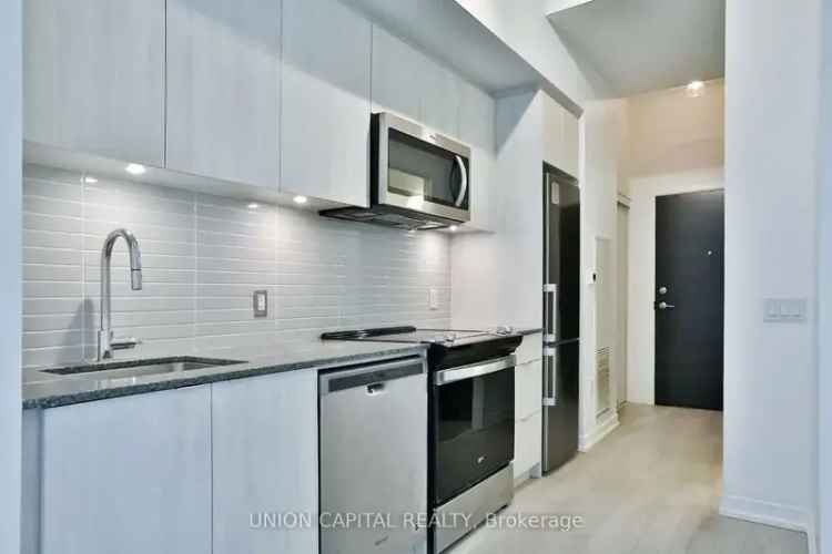 1-Bedroom Condo in Richmond Hill Yonge St