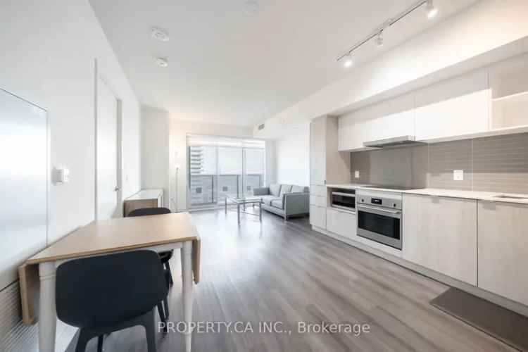 Condo For Rent in Toronto, Ontario