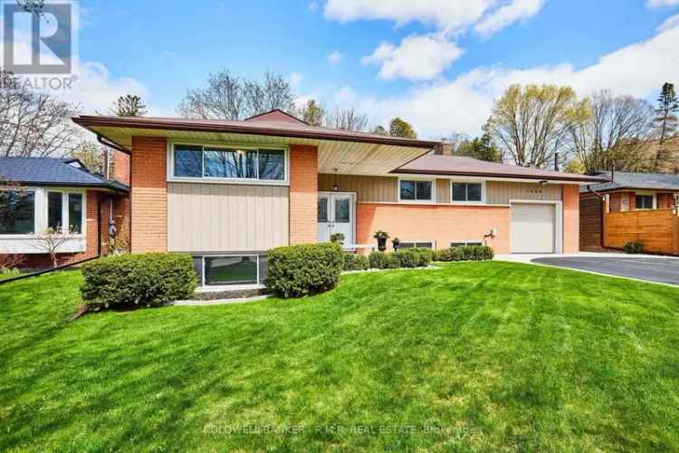 Classic Raised Ranch Bungalow on Ravine - 4 Beds 2 Baths
