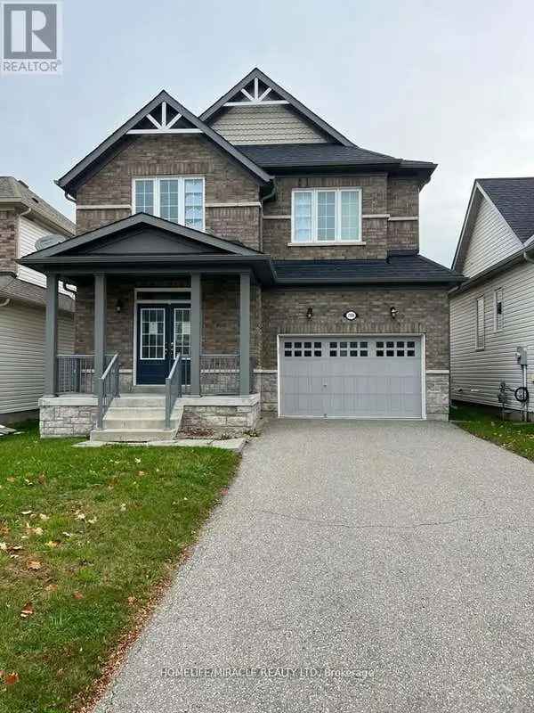 Gorgeous 4 Bedroom 4 Bathroom Detached Home 2800 Sq Ft