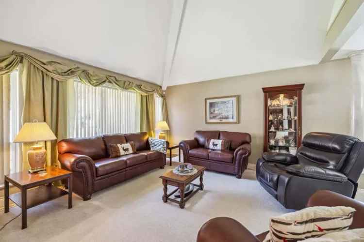 6 Bed 3.5 Bath East Abbotsford Home with Mountain Views