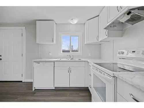 House For Sale In Red Carpet, Calgary, Alberta