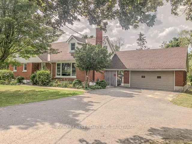 House For Sale in Loyalist, Ontario