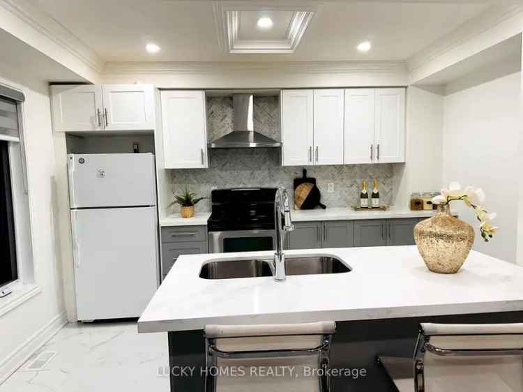Updated 3 1 Bedroom Barrie Home Near Highway 400