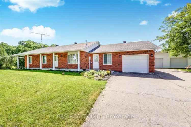 House For Sale in Elizabethtown-Kitley, Ontario