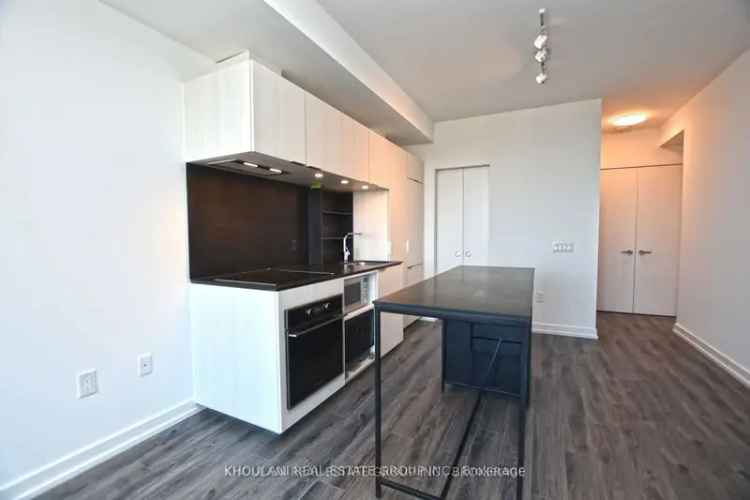 Condo For Rent in Toronto, Ontario