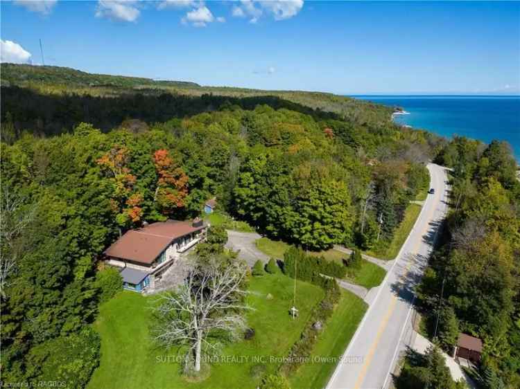 House For Sale in Georgian Bluffs, Ontario