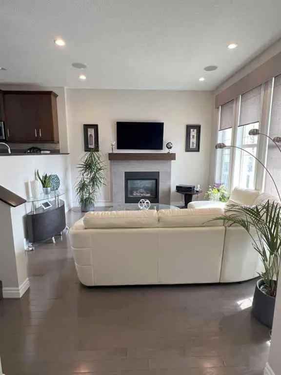 House For Rent in Calgary, Alberta