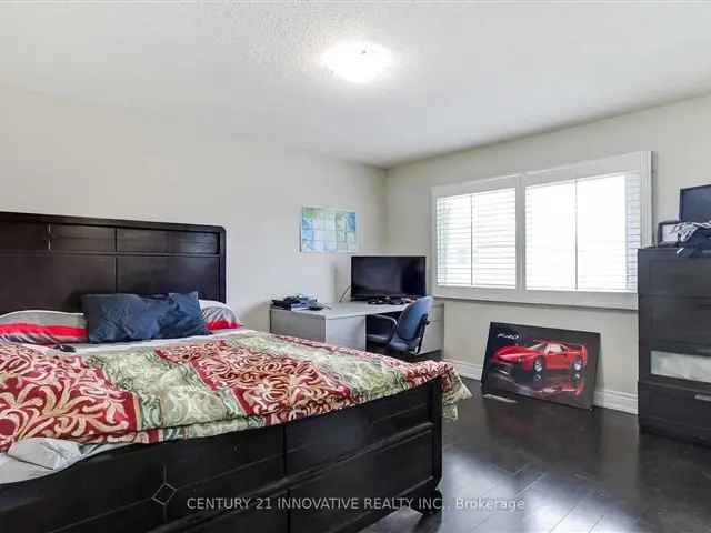 Modern 3-Bedroom Bungalow Near Sheppard Ave E and 401