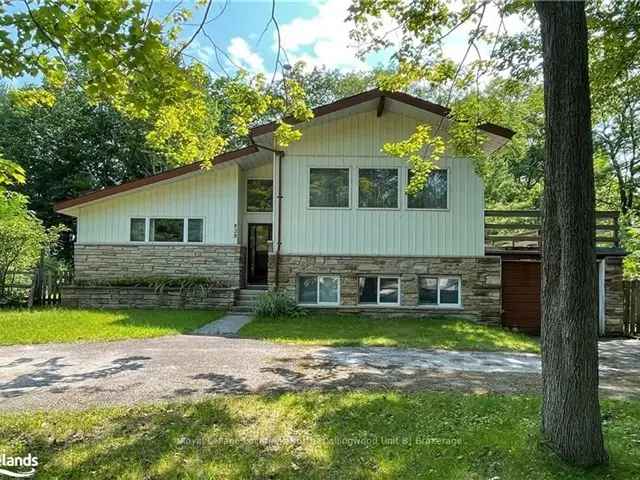 House For Sale in Wasaga Beach, Ontario