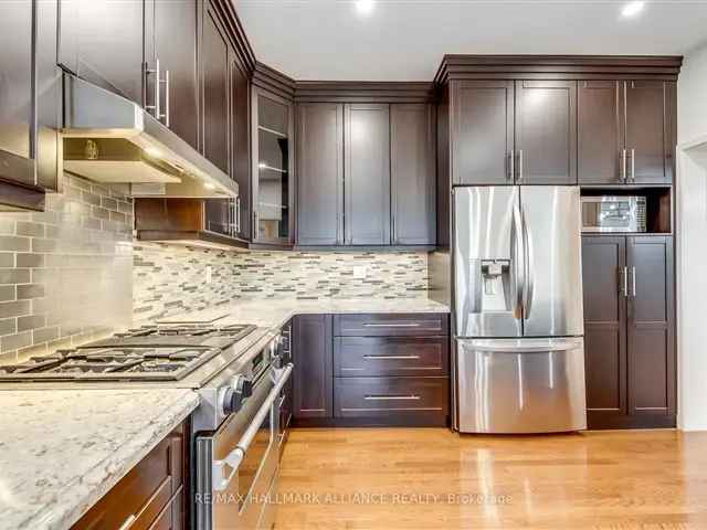 House For Sale in 2183, Pheasant Lane, Oakville, Ontario