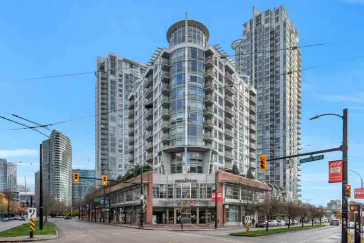 Yaletown Condo: Resort-Style Living with Updated Amenities