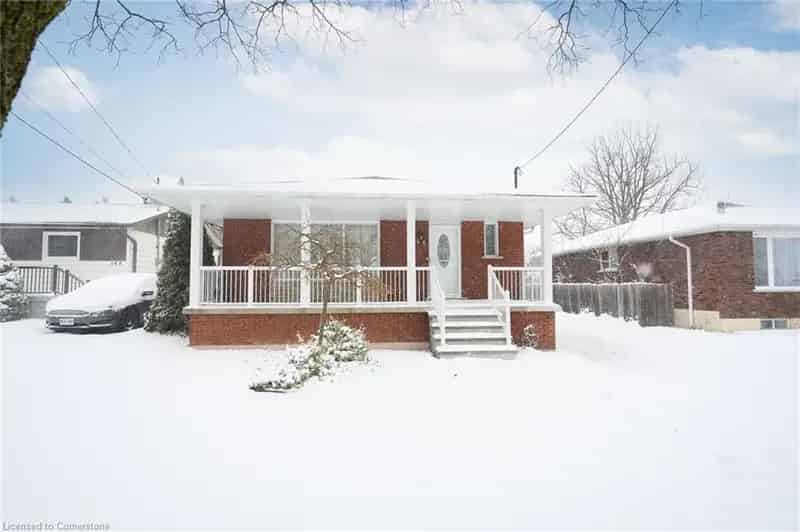 Greeningdon Neighbourhood Home