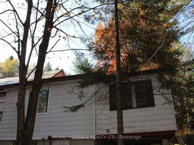 1890s 9.35-Acre Estate near Wilbermere Lake